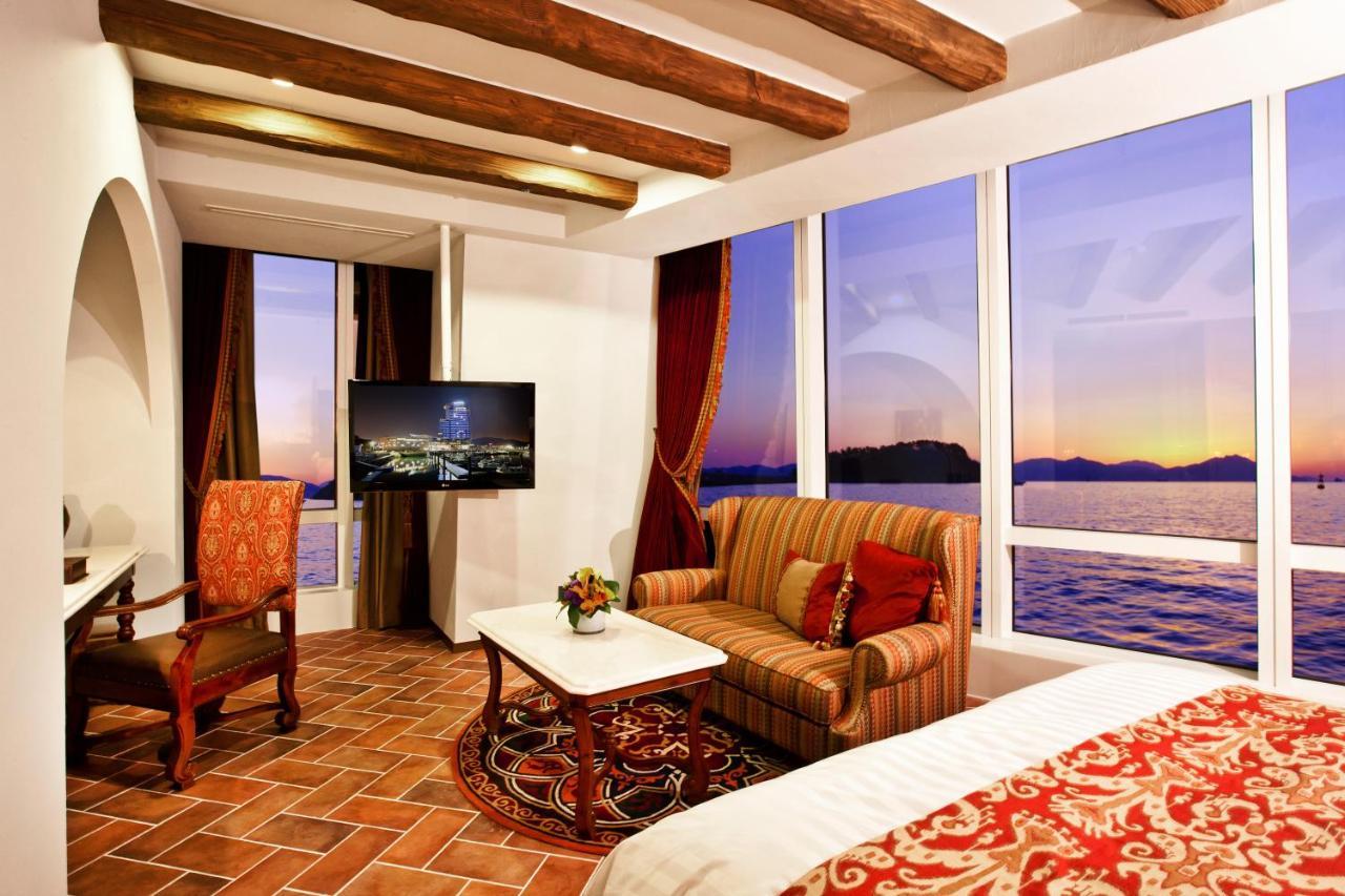 Sono Calm Yeosu Hotel Exterior photo